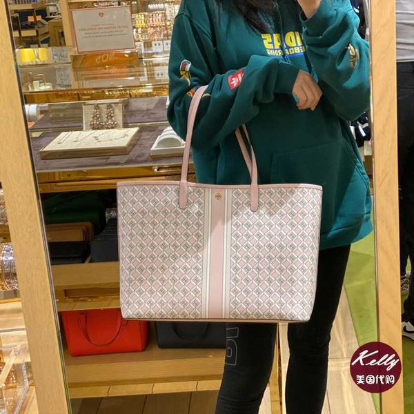 leather fashion handbag torysbirchs designer bags original quality toy new women's bag geo tote shopping luxury woman's shoulderba
leather fashion handbag torysbirchs designer bags original quality toy new women's bag geo tote shopping luxury woman's shoulderba