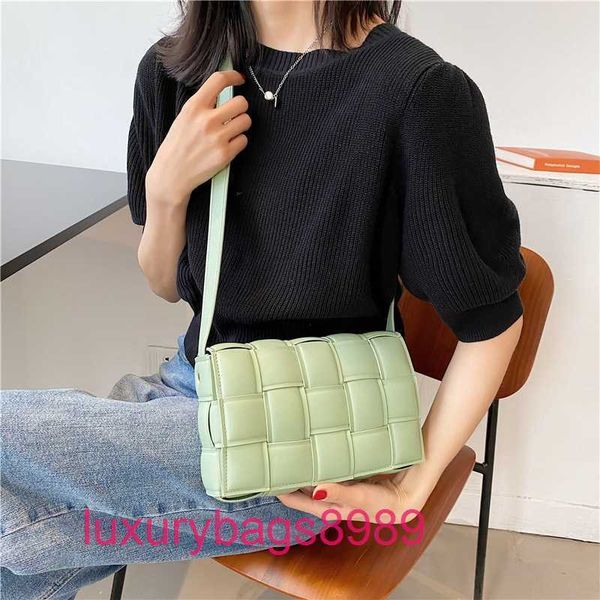 woven bag designer bottegs venets shoulder bags outlet bag women 2022 summer new fashion korean 's trend sim
woven bag designer bottegs venets shoulder bags outlet bag women 2022 summer new fashion korean 's trend sim