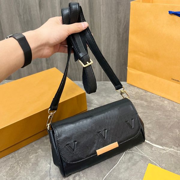 fashion designer totes luxury brand purse straw open bag wallets women handbags tote real leather bags lady plaid purses duffle by fen s185
fashion designer totes luxury brand purse straw open bag wallets women handbags tote real leather bags lady plaid purses duffle by fen s185