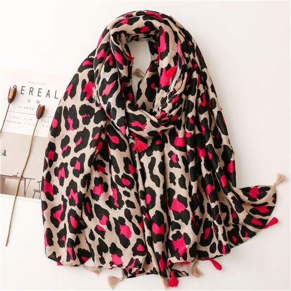 scarves autumn and winter snake skin luxury rosespotted ladies wild leopard scarf female long scarf shawl thin brown fashionable scarf 22101, Blue;gray
scarves autumn and winter snake skin luxury rosespotted ladies wild leopard scarf female long scarf shawl thin brown fashionable scarf 22101, Blue;gray