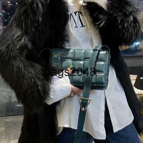 evening bags bottegs v designer new fashion versatile woven leather small square bag cowhide womens handbag single shoulder messenger handba
evening bags bottegs v designer new fashion versatile woven leather small square bag cowhide womens handbag single shoulder messenger handba