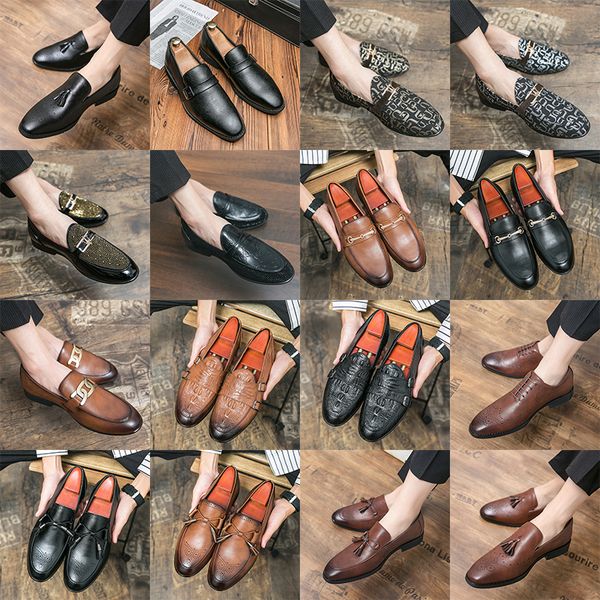 luxury brogue oxford shoes pointed toe leather shoes embroidered rhinestone tassel metal buckle high-end men's fashion formal casual sl, Black
luxury brogue oxford shoes pointed toe leather shoes embroidered rhinestone tassel metal buckle high-end men's fashion formal casual sl, Black