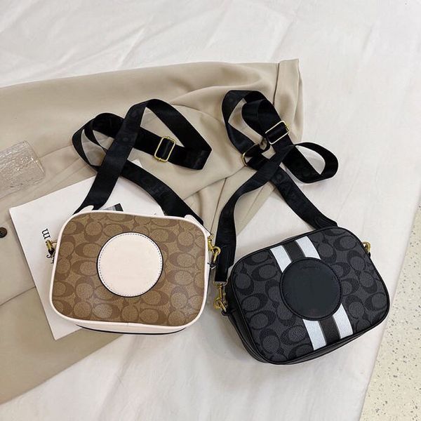 brand new designer bag men's messenger bags spring fashion show functional and practical shoulder men wallets 1339
brand new designer bag men's messenger bags spring fashion show functional and practical shoulder men wallets 1339