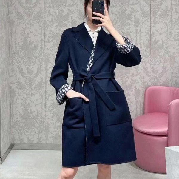 fashion womens wool coat 22ss designer jacket reversible long windbreaker woolen embroidered print belt casual cardigan coats, Black
fashion womens wool coat 22ss designer jacket reversible long windbreaker woolen embroidered print belt casual cardigan coats, Black