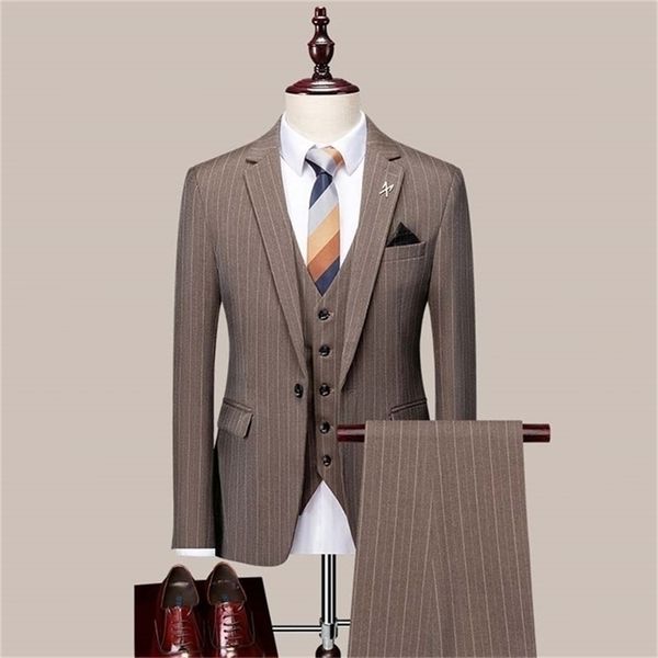 men's suits blazers custom made groom wedding dress blazer pants business high-end classic trousers 221008, White;black
men's suits blazers custom made groom wedding dress blazer pants business high-end classic trousers 221008, White;black