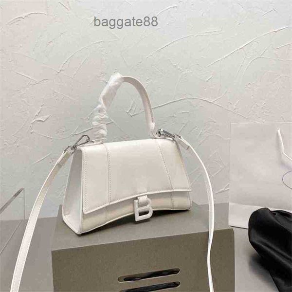 handbags desiner classic ladies jacquemes lady bags 2022 hand-held hourglass messenger fashionable women's leather crescent bag tote sh
handbags desiner classic ladies jacquemes lady bags 2022 hand-held hourglass messenger fashionable women's leather crescent bag tote sh