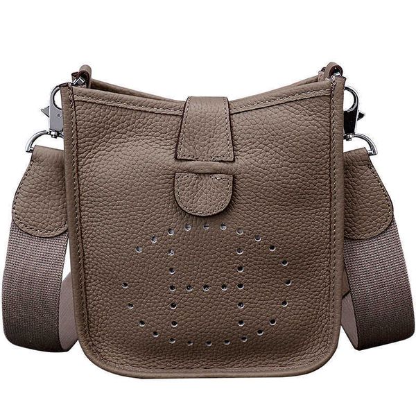 womens evvely bucket bags ladies herbags purses classic letter logo leather handbags hollow out messenger shoulder handbag designers crossbo
womens evvely bucket bags ladies herbags purses classic letter logo leather handbags hollow out messenger shoulder handbag designers crossbo