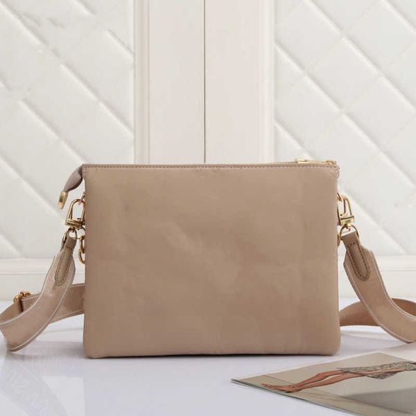 classic women messenger bags cross body bottegas crossbody designer bags fashion shopping satchels pu leather hobo handbag
classic women messenger bags cross body bottegas crossbody designer bags fashion shopping satchels pu leather hobo handbag