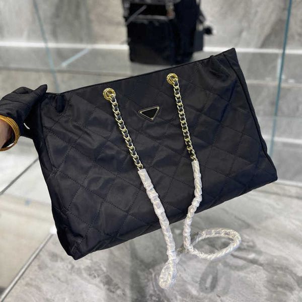 designer luxury women the tote bag fashion versatile handbags shoulder crossbody bags purse telfars totes large capacity saddle wallets 7a 4
designer luxury women the tote bag fashion versatile handbags shoulder crossbody bags purse telfars totes large capacity saddle wallets 7a 4
