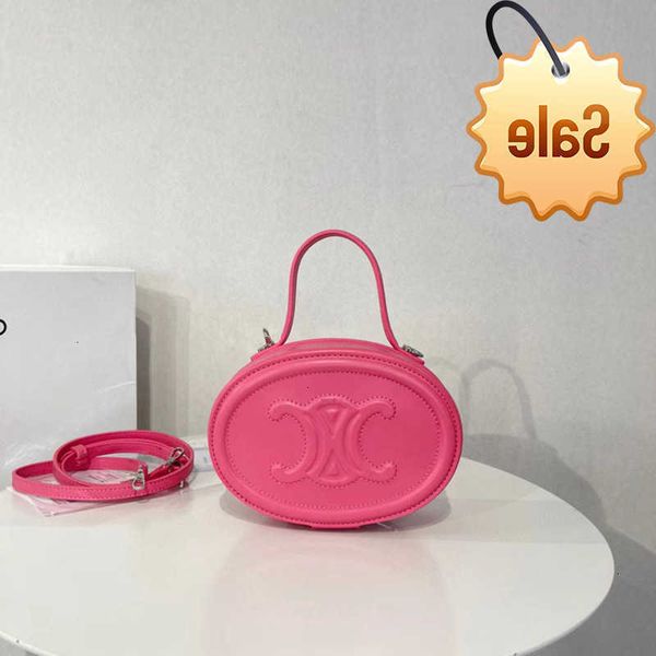 designer bags 2022 new small round triumphal arch pig nose moon cake fashion mini one shoulder handbag factory direct sale
designer bags 2022 new small round triumphal arch pig nose moon cake fashion mini one shoulder handbag factory direct sale