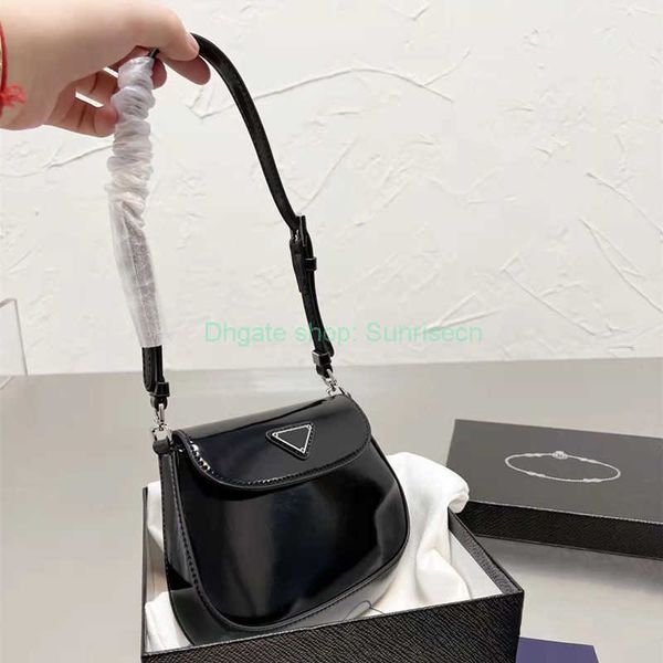 evening bags luxury mini shell shoulder bags designer patent leather purses baguettes handbags women phone bag triangle sequin fashion lady
evening bags luxury mini shell shoulder bags designer patent leather purses baguettes handbags women phone bag triangle sequin fashion lady