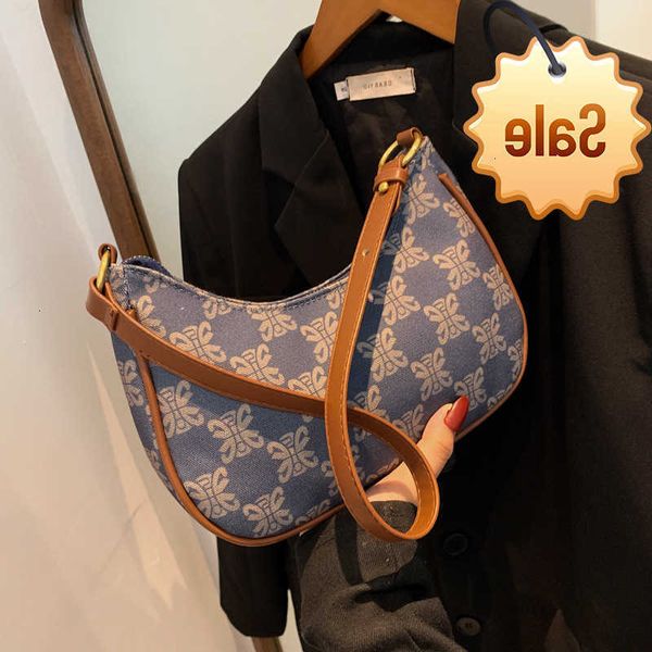 designer bags bag girl 2022 new autumn and winter arc de triomphe armpit moon fashion prbyopia shoulder french stick factory direct sale
designer bags bag girl 2022 new autumn and winter arc de triomphe armpit moon fashion prbyopia shoulder french stick factory direct sale