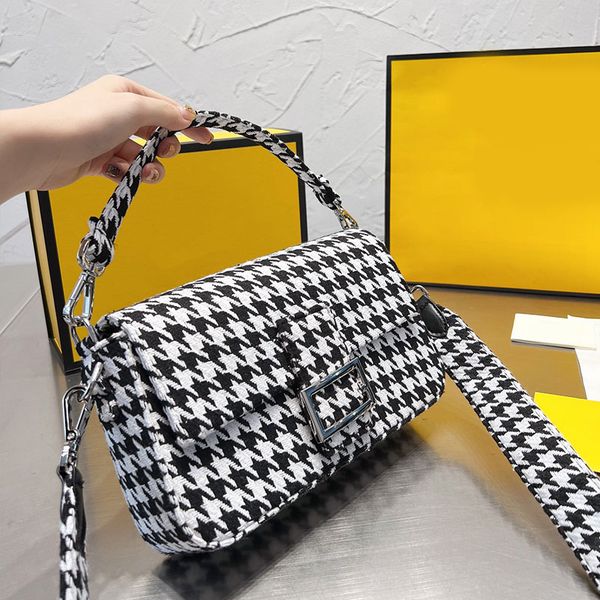cross body men houndstooth baguette crossbody bag flap shoulder bags canvas removable handle strap silver hardware 26cm women handbags purse
cross body men houndstooth baguette crossbody bag flap shoulder bags canvas removable handle strap silver hardware 26cm women handbags purse