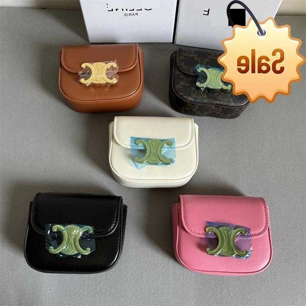 designer bags family c triumphal arch small square spring and summer 2022 new one shoulder msenger mini women's bag factory direct sale
designer bags family c triumphal arch small square spring and summer 2022 new one shoulder msenger mini women's bag factory direct sale