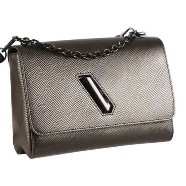 designer women's handbag big v metal calfskin women shoulder bags luxurys designers purse fashion chain leather water ripple totes clas
designer women's handbag big v metal calfskin women shoulder bags luxurys designers purse fashion chain leather water ripple totes clas