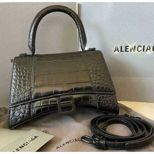 designer balencigas trendy bags female star same 2022 bag hourglass versatile family crocodile character leather
designer balencigas trendy bags female star same 2022 bag hourglass versatile family crocodile character leather