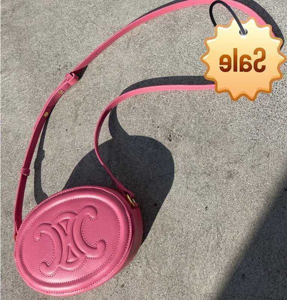 designer bags women's 2022 new triumphal arch moon cake hand pig nose one shoulder msenger small round bag versatile factory direct sal
designer bags women's 2022 new triumphal arch moon cake hand pig nose one shoulder msenger small round bag versatile factory direct sal