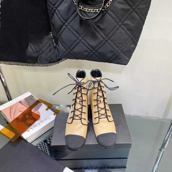 womens boots classic embroidered diamond and chain elements interweave shoes size 35-41, Black
womens boots classic embroidered diamond and chain elements interweave shoes size 35-41, Black