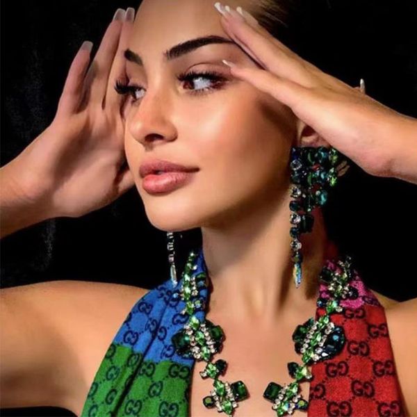 2022 new chandelier super claw chain geometric color full diamond earrings female european and n exaggerated design sense earrings, Silver
2022 new chandelier super claw chain geometric color full diamond earrings female european and n exaggerated design sense earrings, Silver