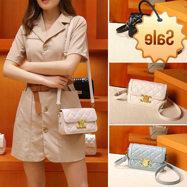 designer bags trendy fragrance women's 2022 new one shoulder soft leather lingge oblique cross triumphal arch small square bag factory
designer bags trendy fragrance women's 2022 new one shoulder soft leather lingge oblique cross triumphal arch small square bag factory