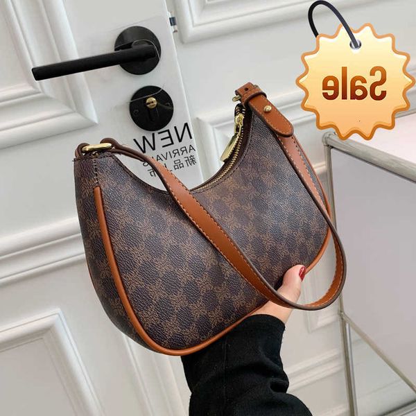 designer bags new 2021 net red same triumphal arch armpit one shoulder french stick printed crcent handbag factory direct sale
designer bags new 2021 net red same triumphal arch armpit one shoulder french stick printed crcent handbag factory direct sale