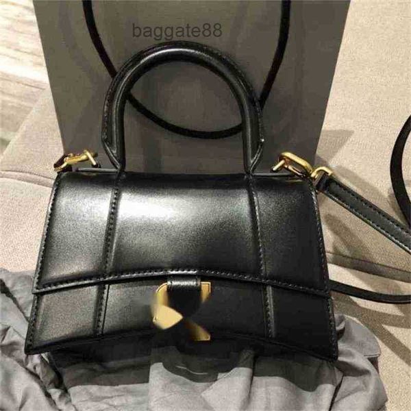 ladies classic jacquemes lady desiner handbags bags paris b 2022 women's bags hourglass wallet crocodile pattern leather one shoulder m
ladies classic jacquemes lady desiner handbags bags paris b 2022 women's bags hourglass wallet crocodile pattern leather one shoulder m