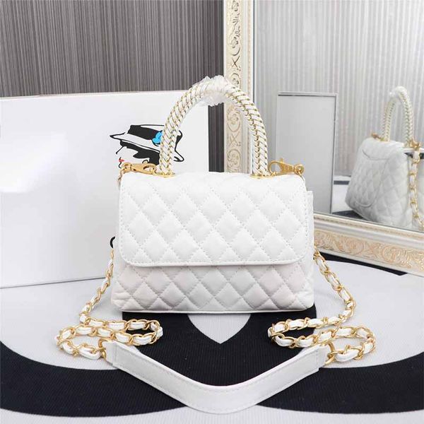 designer bags shoulder totes bag leather evening handbags women white chain the tote purses fashion ladies cosmetics
designer bags shoulder totes bag leather evening handbags women white chain the tote purses fashion ladies cosmetics