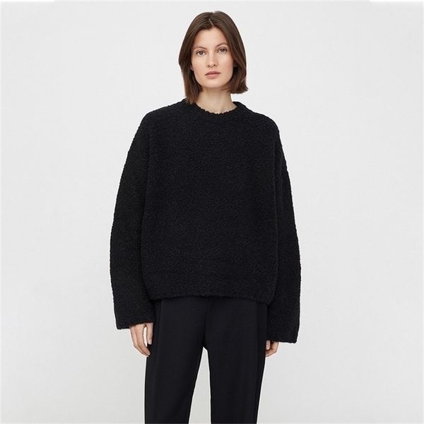 womens sweaters autumn and winter products tote longsleeved round neck casual loose alpaca wool blended sweater 221008, White;black
womens sweaters autumn and winter products tote longsleeved round neck casual loose alpaca wool blended sweater 221008, White;black