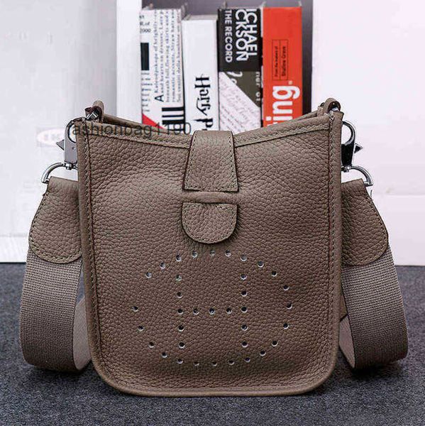 handbags explosive evelynes fashion bag cow mobile phone leather mini single shoulder
handbags explosive evelynes fashion bag cow mobile phone leather mini single shoulder