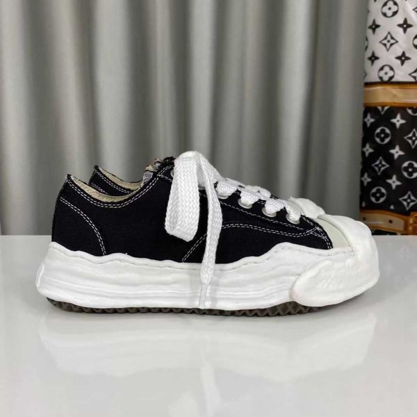 sneakers shoes shoe factory footwear canvas petersontrainer low-trim shaped toe luxury designers rubber cap mmy maison mihara yasuhiro hank
sneakers shoes shoe factory footwear canvas petersontrainer low-trim shaped toe luxury designers rubber cap mmy maison mihara yasuhiro hank