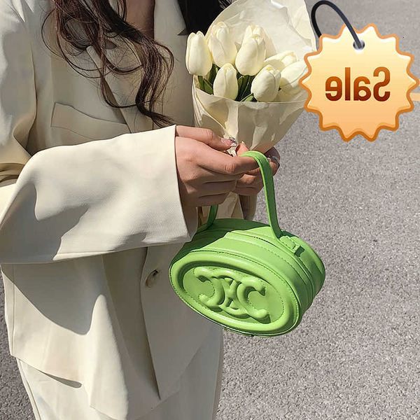 designer bags arc de triomphe mini round small women's summer new fashion versatile msenger portable moon cake bag factory direct sale
designer bags arc de triomphe mini round small women's summer new fashion versatile msenger portable moon cake bag factory direct sale