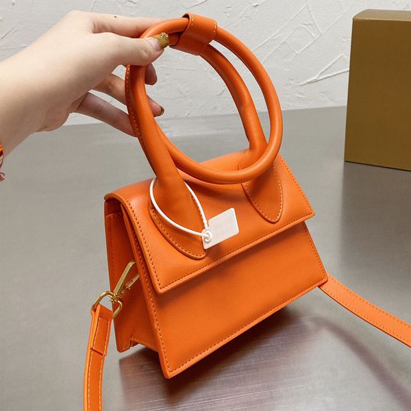 classic luxurys designers bags lady fashion crossbody bag long handle letter handbags totes 2022 leather women flap shoulder handbag popular
classic luxurys designers bags lady fashion crossbody bag long handle letter handbags totes 2022 leather women flap shoulder handbag popular