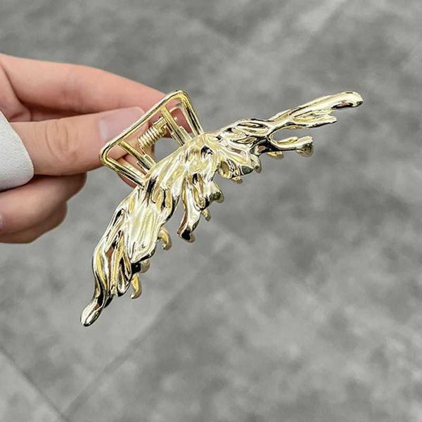 hair clips korean liquid metal butterfly large grab high sense minority hairpin design red back head shark clip, Golden;silver
hair clips korean liquid metal butterfly large grab high sense minority hairpin design red back head shark clip, Golden;silver