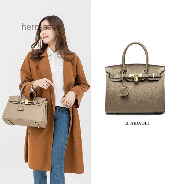 evening bags herme designer litchi pattern bag 2022 new large capacity texture womens handbag crocodile pattern fashion versatile messenger
evening bags herme designer litchi pattern bag 2022 new large capacity texture womens handbag crocodile pattern fashion versatile messenger
