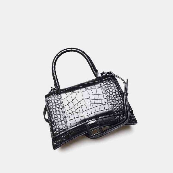 designer balencigas trendy bags family bag small b-shaped women's hourglass leather crocodile retro fashion simple
designer balencigas trendy bags family bag small b-shaped women's hourglass leather crocodile retro fashion simple