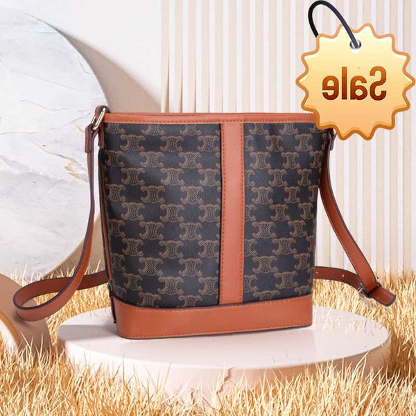 designer bags the old flower triumphal arch bucket is new high-capacity commuter versatile one shoulder crossbody women's bag in summer
designer bags the old flower triumphal arch bucket is new high-capacity commuter versatile one shoulder crossbody women's bag in summer