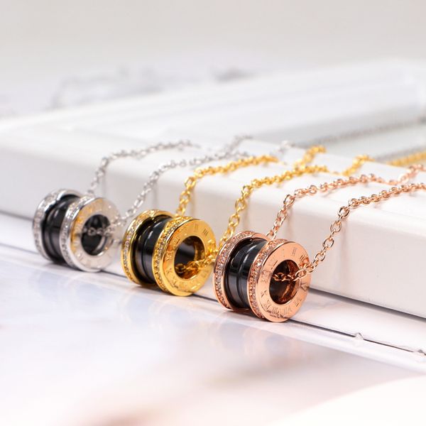 fashion quality ceramic couple pendant spring necklace fashion designer design men and women valentine's day gift, Silver
fashion quality ceramic couple pendant spring necklace fashion designer design men and women valentine's day gift, Silver