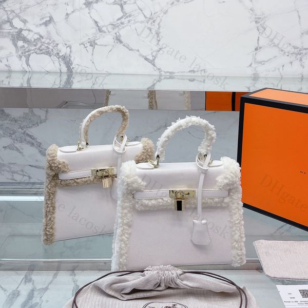 lambs wool design handbags womens limited luxurys shoulder bags crossbody letter tottes classic tape lock ladies totes with gift box
lambs wool design handbags womens limited luxurys shoulder bags crossbody letter tottes classic tape lock ladies totes with gift box