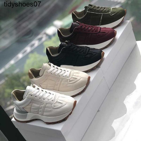 margiela designer margiela daddy shoes solid color front lace up casual sports shoes thick soled heightening lovers' small white shoes, Black
margiela designer margiela daddy shoes solid color front lace up casual sports shoes thick soled heightening lovers' small white shoes, Black