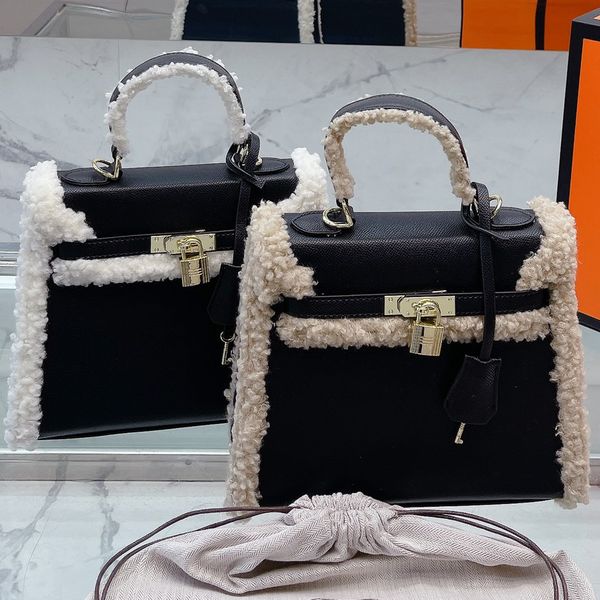 winter kellyes totes bag lock crossbody plush luxury designer brand fashion shoulder bags handbags women letter purse phone bag metallic
winter kellyes totes bag lock crossbody plush luxury designer brand fashion shoulder bags handbags women letter purse phone bag metallic