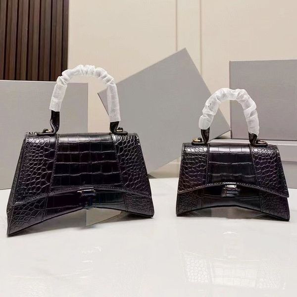 shoulder bags luxuries designers women bags handbag shopping shoulder bag fashion tote bagg cross body half moon luxury genuine leather clas
shoulder bags luxuries designers women bags handbag shopping shoulder bag fashion tote bagg cross body half moon luxury genuine leather clas