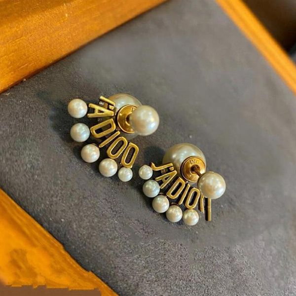 classics 18k gold plated designer ear stud earrings brand designers geometry letters fashion women imitation pearl earring wedding265g, Golden;silver
classics 18k gold plated designer ear stud earrings brand designers geometry letters fashion women imitation pearl earring wedding265g, Golden;silver