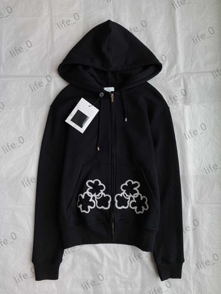 fashion brand womens jackets front floral embroidery hooded long sleeve zipper pockets coats warm designer jacket women 3 colors, Black;brown
fashion brand womens jackets front floral embroidery hooded long sleeve zipper pockets coats warm designer jacket women 3 colors, Black;brown