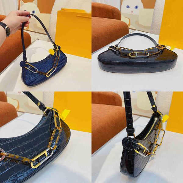 evening bag designer underarm bag women baguette crocodile pattern leather shoulder bags handbags dumpling purses 220704
evening bag designer underarm bag women baguette crocodile pattern leather shoulder bags handbags dumpling purses 220704