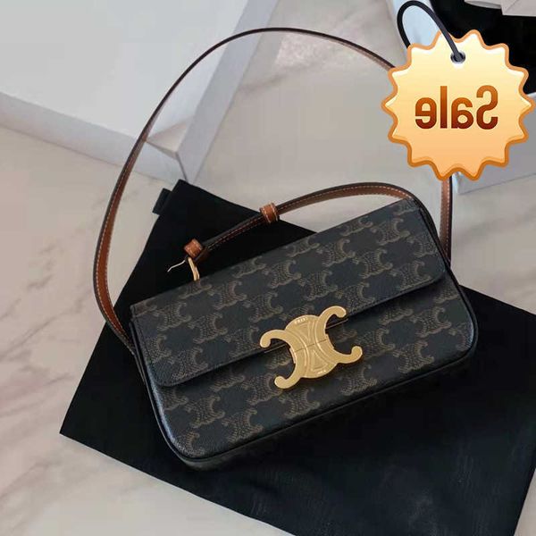 designer bags triumphal arch underarm women's french stick 2022 new fashionable leather tofu with one shoulder portable small square ba
designer bags triumphal arch underarm women's french stick 2022 new fashionable leather tofu with one shoulder portable small square ba