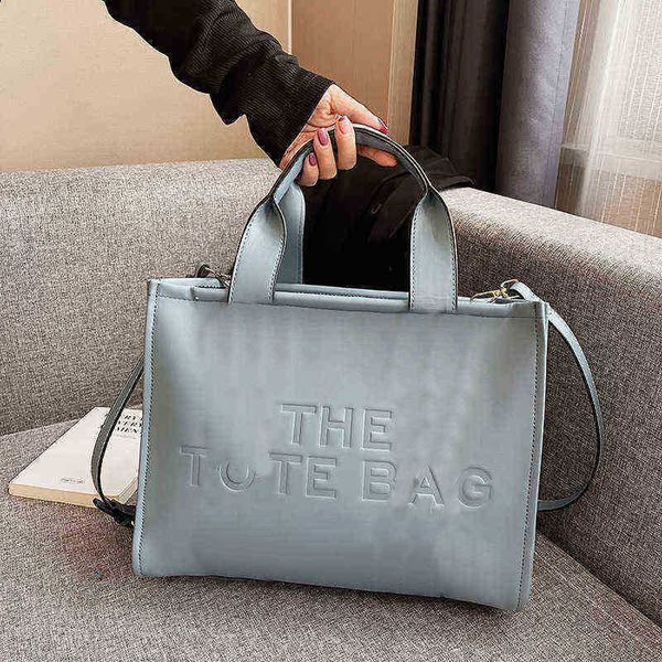 designer luxury women the tote bag fashion versatile handbags shoulder crossbody bags purse tories totes large capacity saddle wallets 7a l
designer luxury women the tote bag fashion versatile handbags shoulder crossbody bags purse tories totes large capacity saddle wallets 7a l