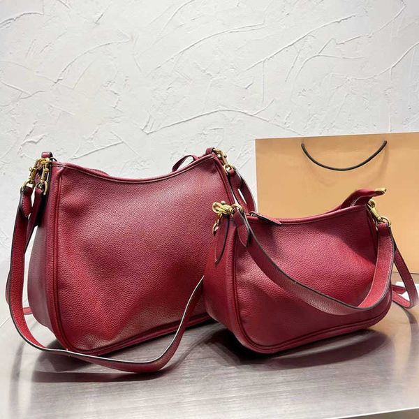 designer cross body shoulder bags armpit bags women handbags solid color handbag leather female shopping purses 220920
designer cross body shoulder bags armpit bags women handbags solid color handbag leather female shopping purses 220920