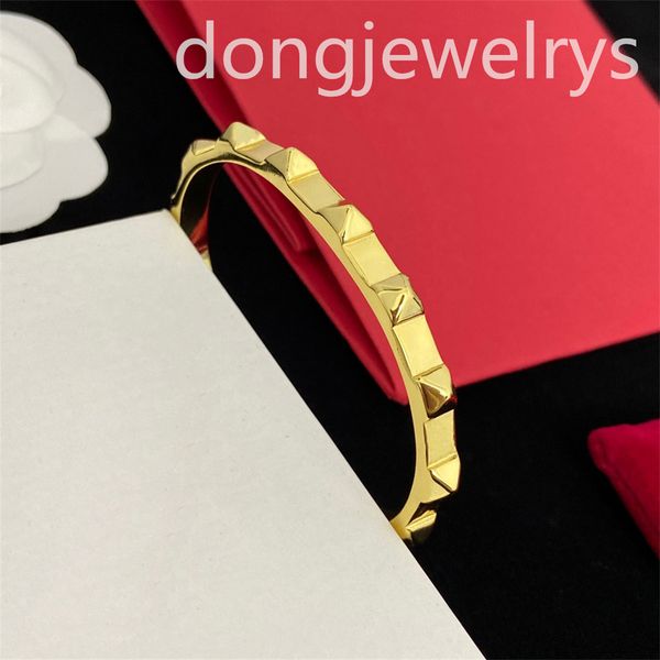 bangle for woman fashionable chain bracelet personality trend titanium steel bracelet high end elegant luxury vintage bracelets dongjewelrys, Black
bangle for woman fashionable chain bracelet personality trend titanium steel bracelet high end elegant luxury vintage bracelets dongjewelrys, Black