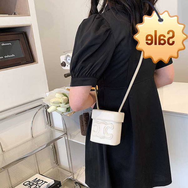 designer bags triumphal arch mini small box 2022 new women's casual one shoulder crossbody fashion versatile square bag factory direct
designer bags triumphal arch mini small box 2022 new women's casual one shoulder crossbody fashion versatile square bag factory direct