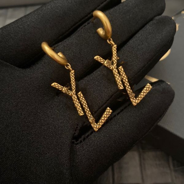 multi-style lettered dangle & chandelier temperament versatile s925 silver pin earrings for women
multi-style lettered dangle & chandelier temperament versatile s925 silver pin earrings for women